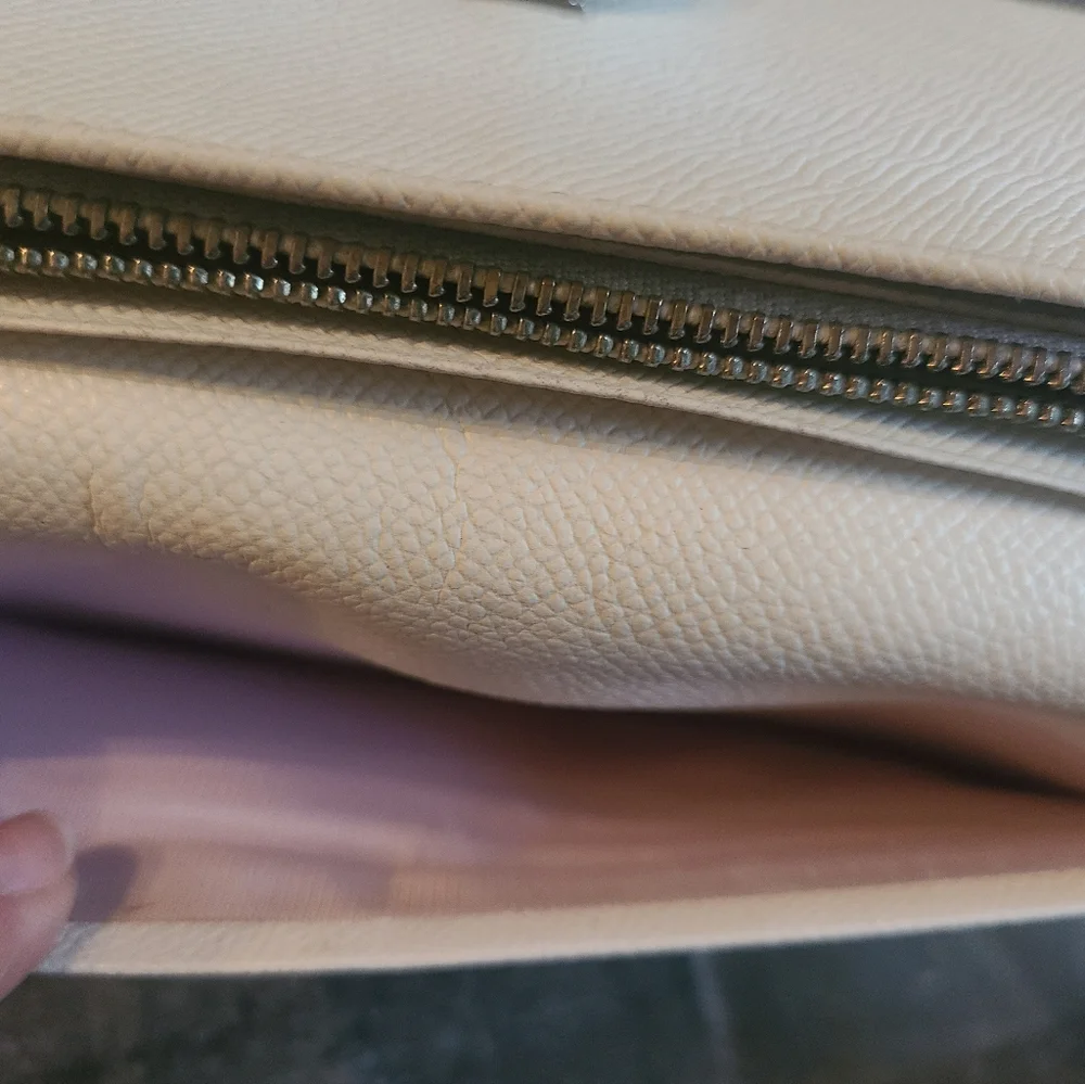 Bvlgari (Bulgari) Large Tri-fold Wallet